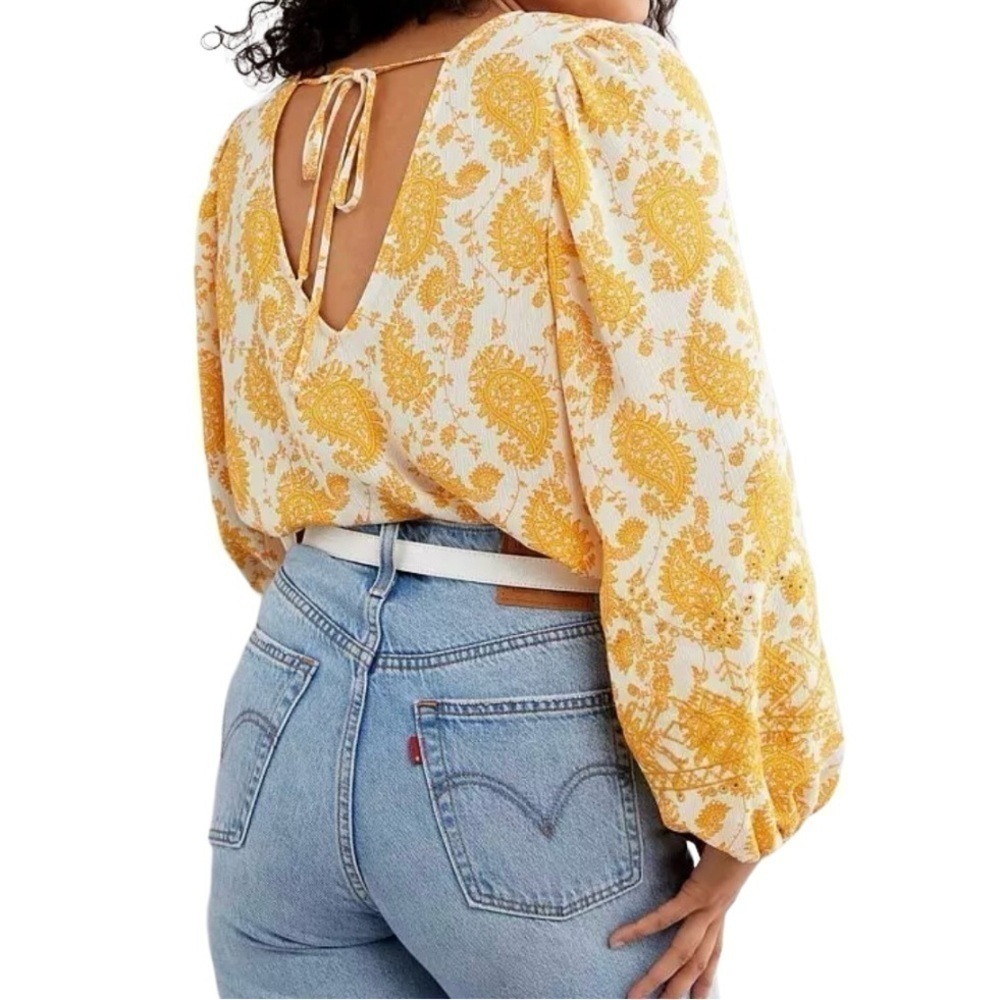 Daytrip by Buckle Women's Yellow/White Paisley Print Tie Back Shirt Size Small - Picture 8 of 10